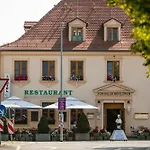 Zum Goldenen Loewen Пайц