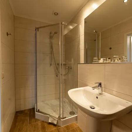 Zum Goldenen Loewen Hotel