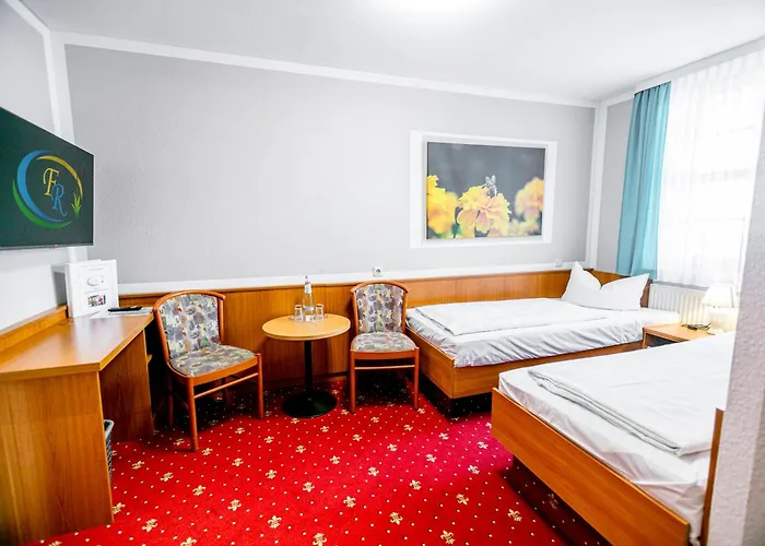 Zum Goldenen Loewen Hotel 3*