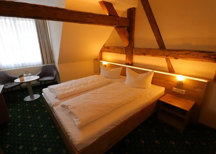 Zum Goldenen Loewen 3*